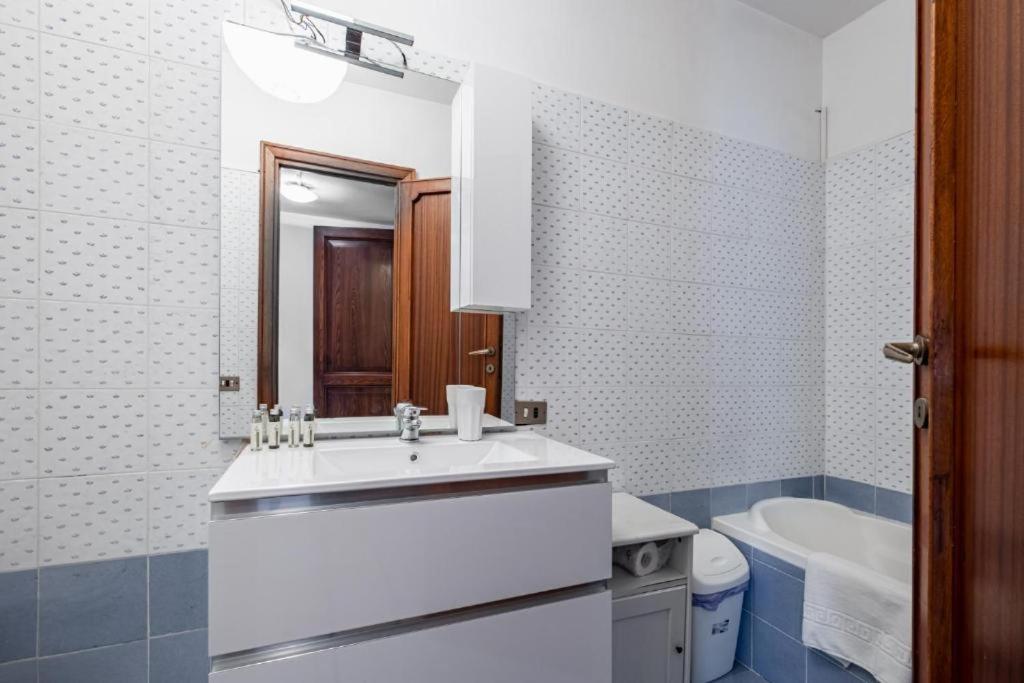 Apartment House - Monteverde Rome